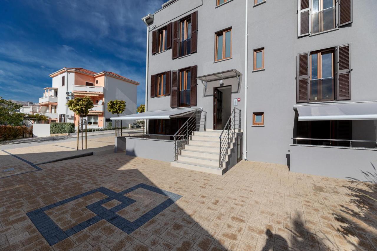 Apartments Crnekovic III Baška Exteriör bild