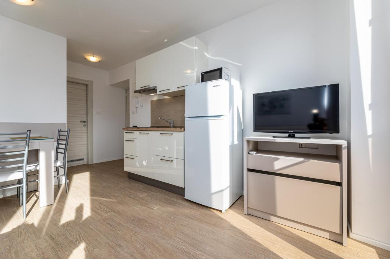Apartments Crnekovic III Baška Exteriör bild