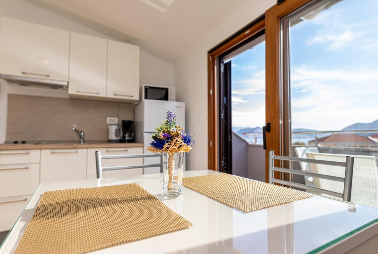 Apartments Crnekovic III Baška Exteriör bild