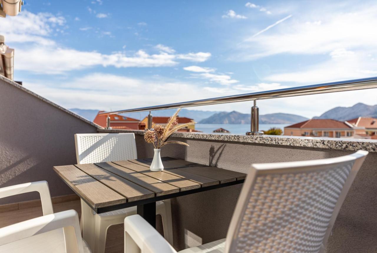 Apartments Crnekovic III Baška Exteriör bild